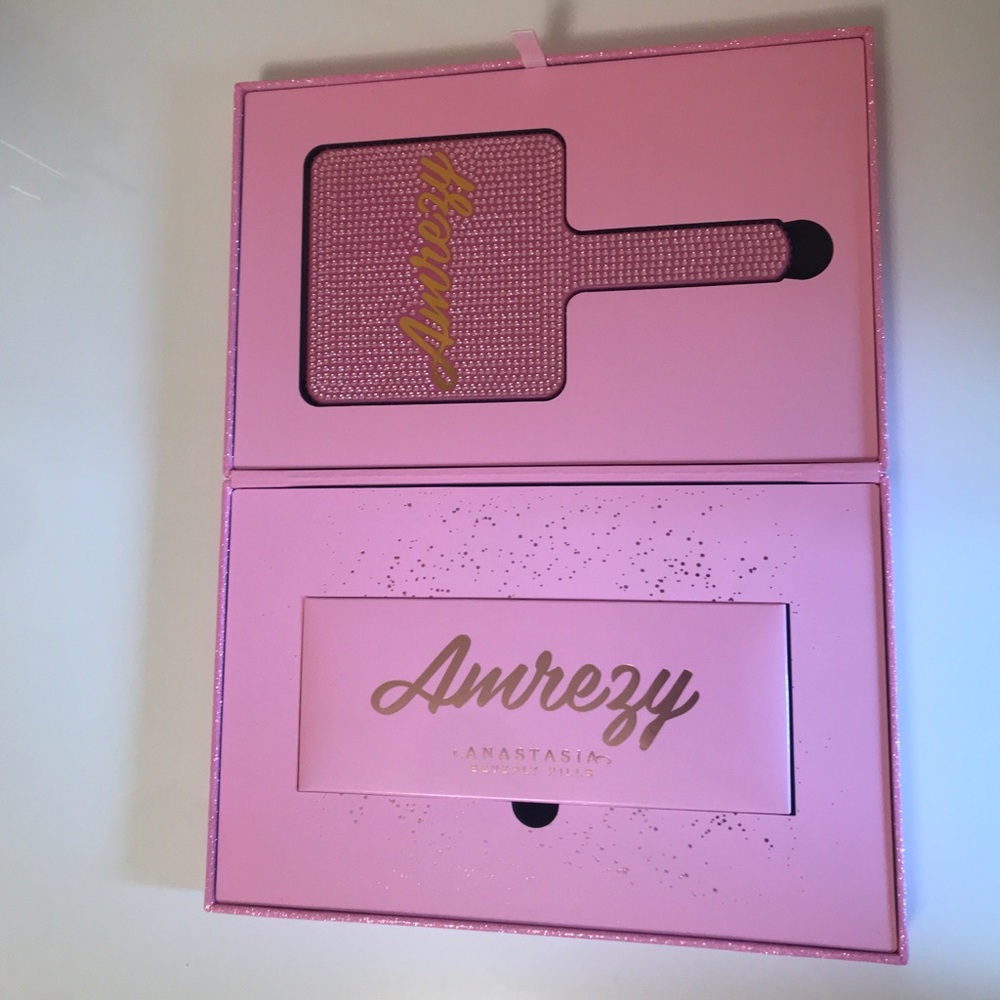 ABH X AMREZY PR KIT *RARE, LIMITED EDITION* - Picture 3 of 8
